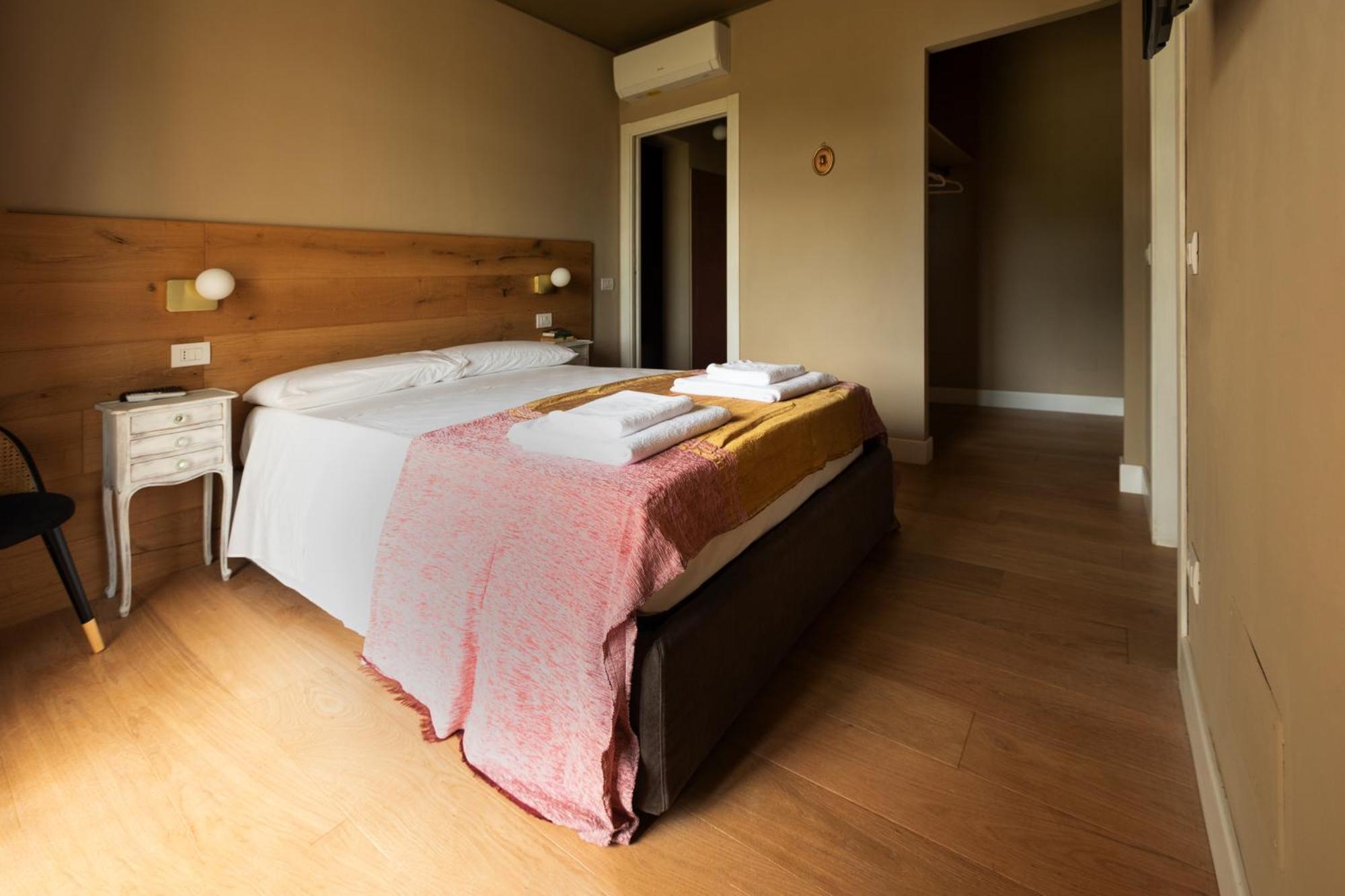 Luce Boutique Hotel Fortunago Экстерьер фото