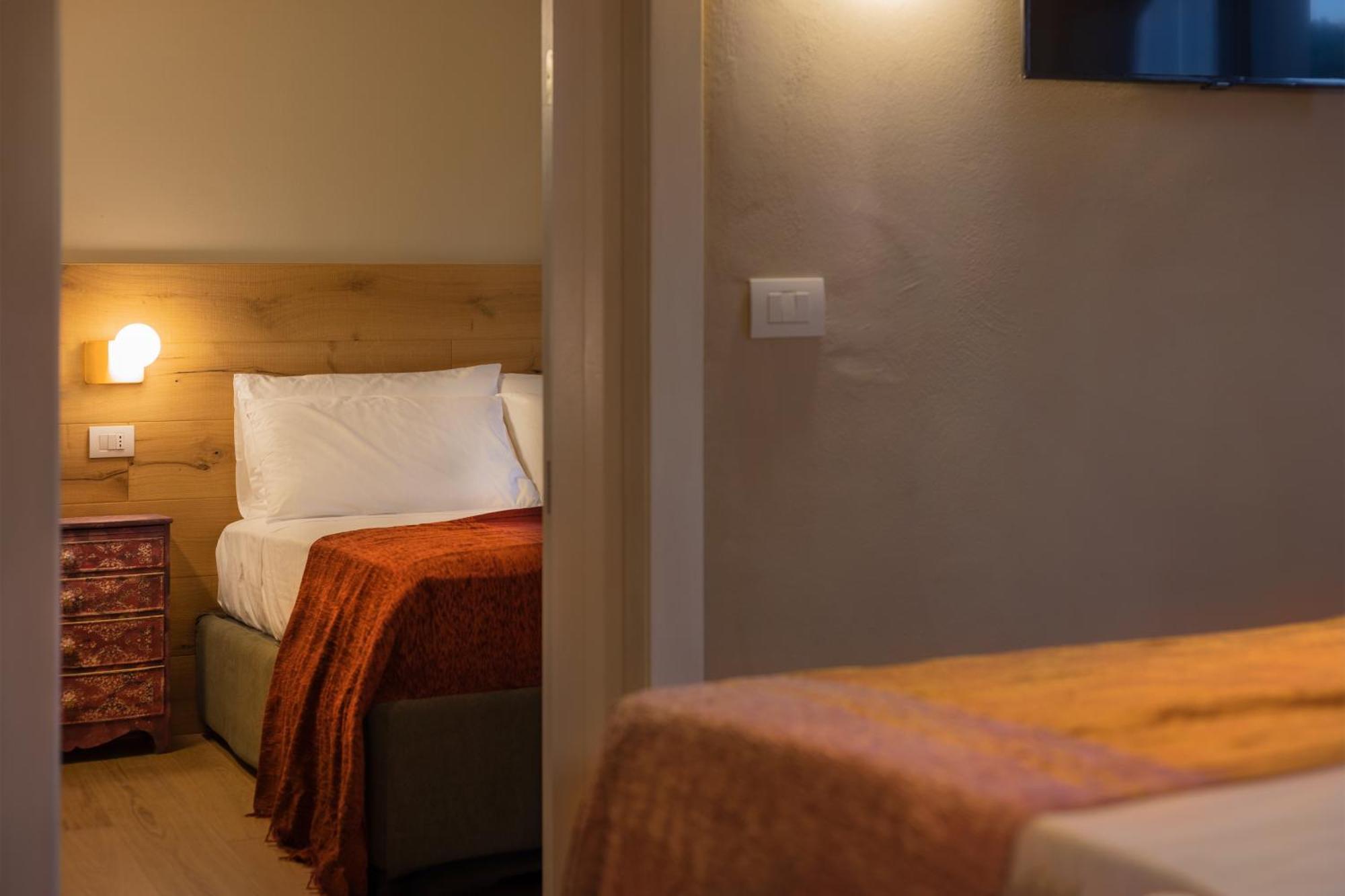 Luce Boutique Hotel Fortunago Экстерьер фото