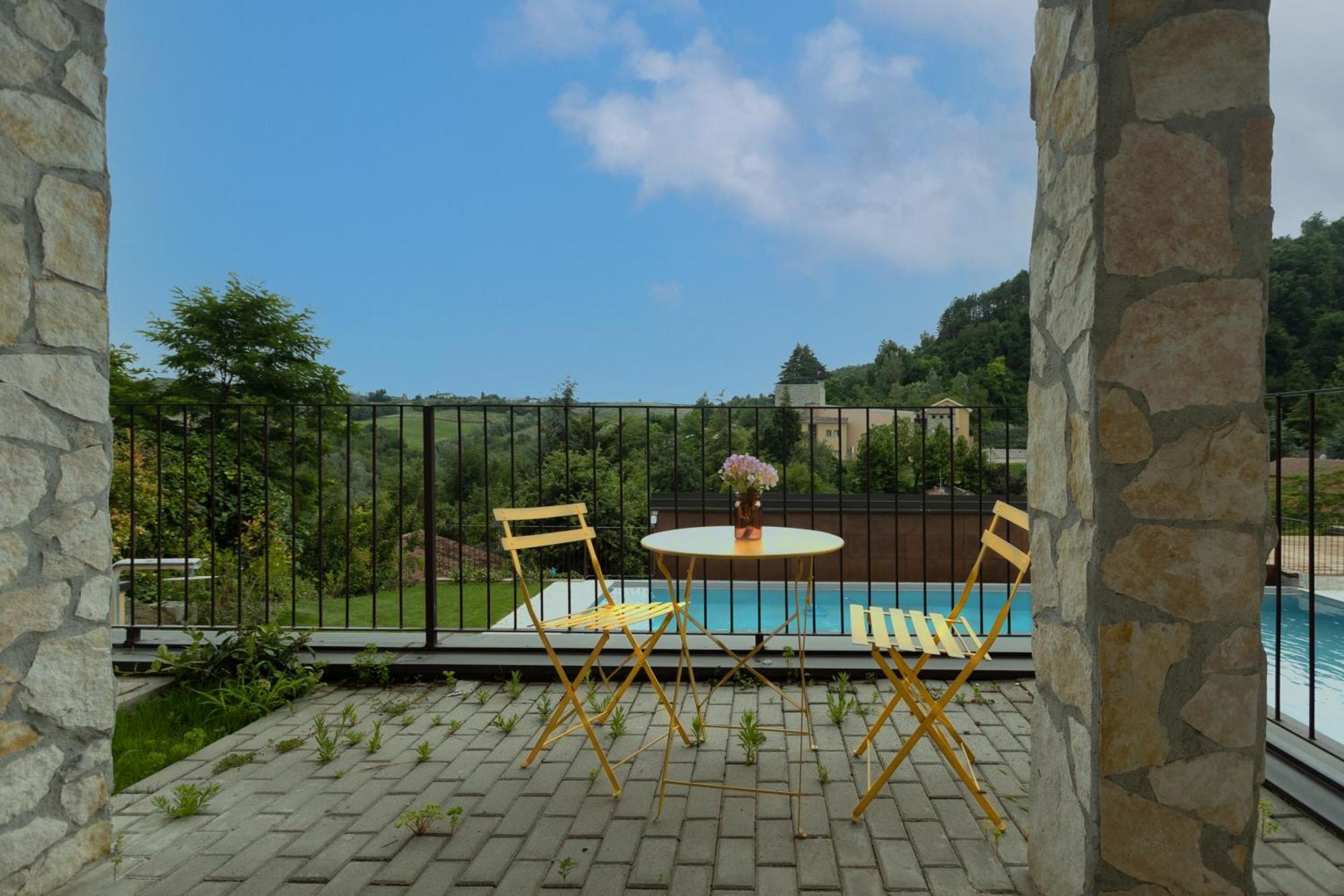 Luce Boutique Hotel Fortunago Экстерьер фото