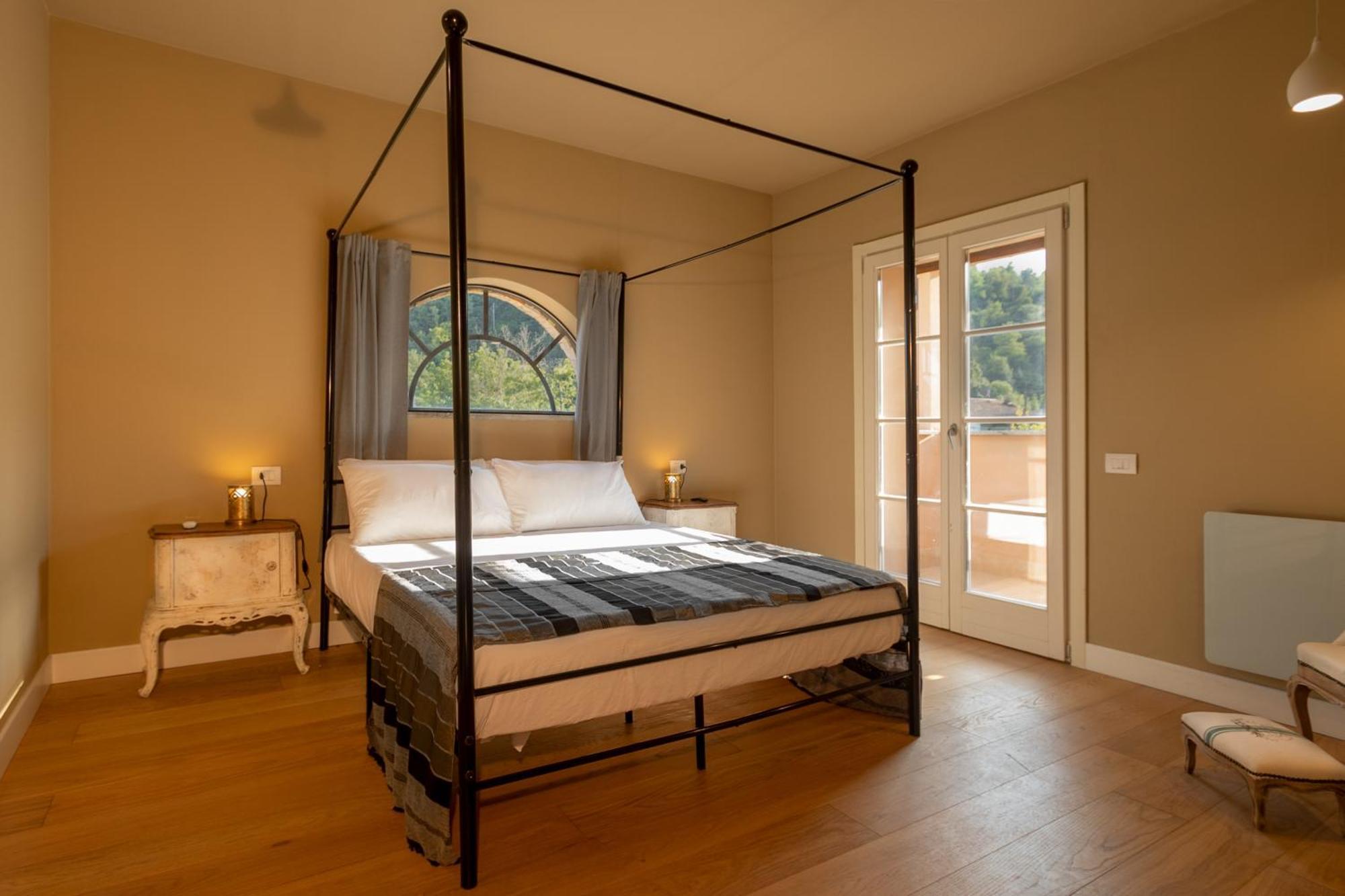 Luce Boutique Hotel Fortunago Экстерьер фото